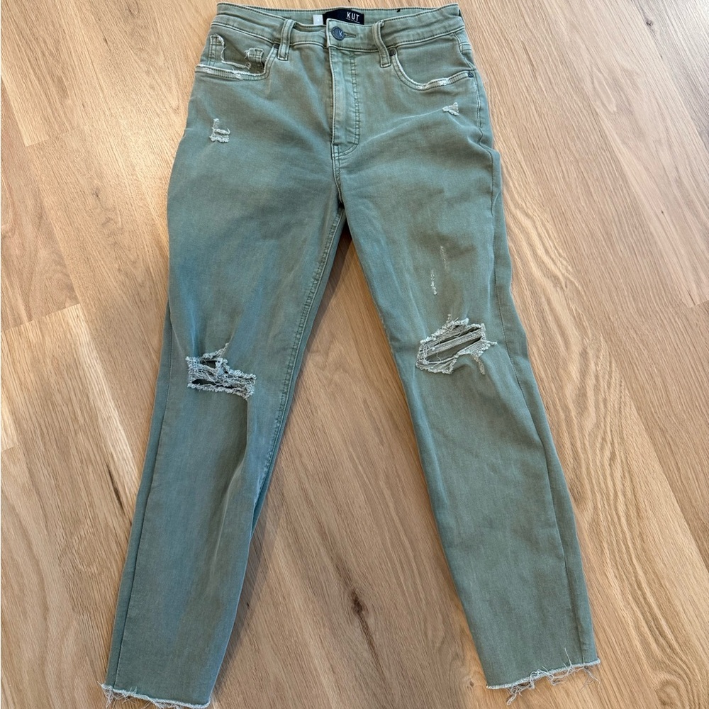 Kut from the Kloth Olive Distressed Jeans Size 4